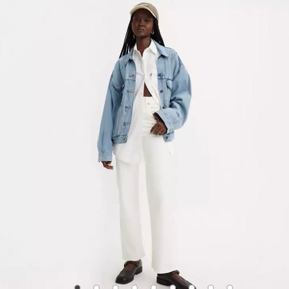 Levi’s White Ribcage Jeans